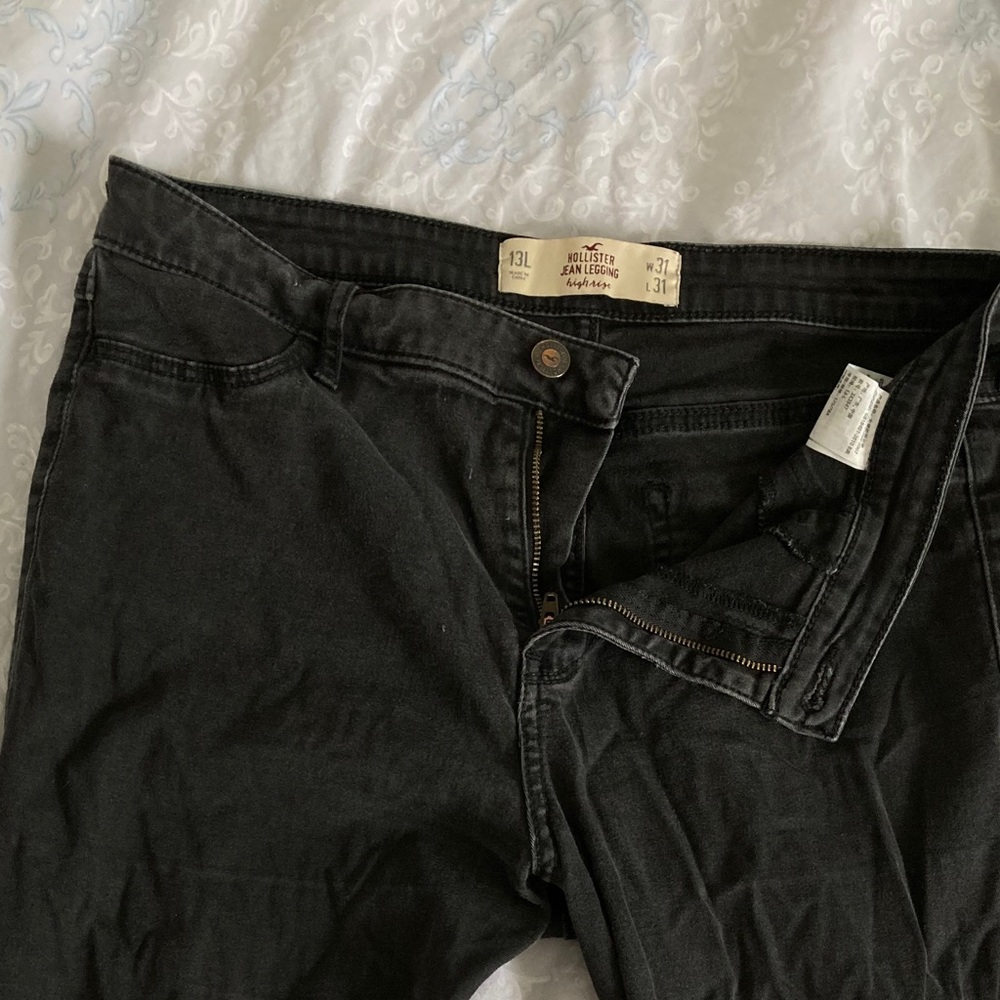 (3 For 20) hollister skinny jeans